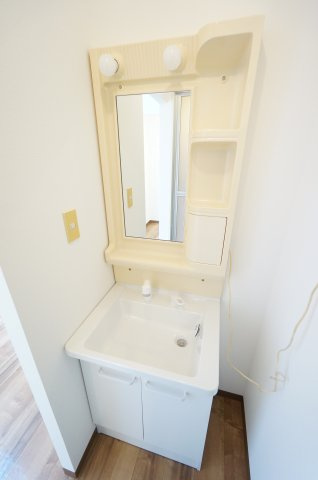 メゾン・コスモの洗面所|オンライン対能応可！