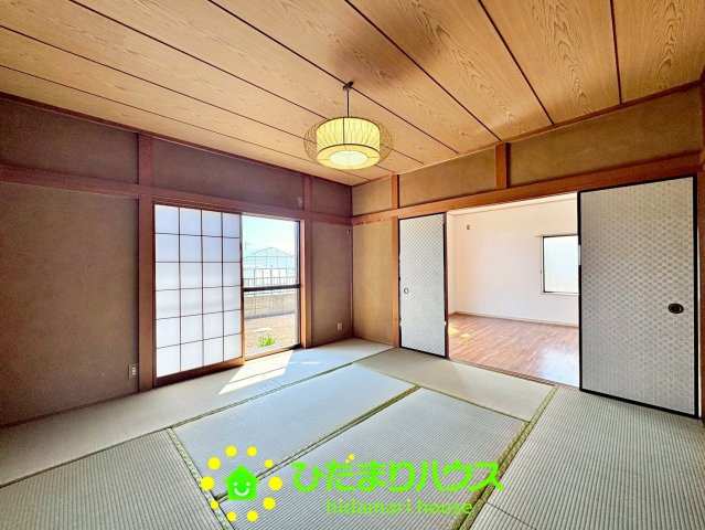 加須市向古河　中古一戸建ての和室