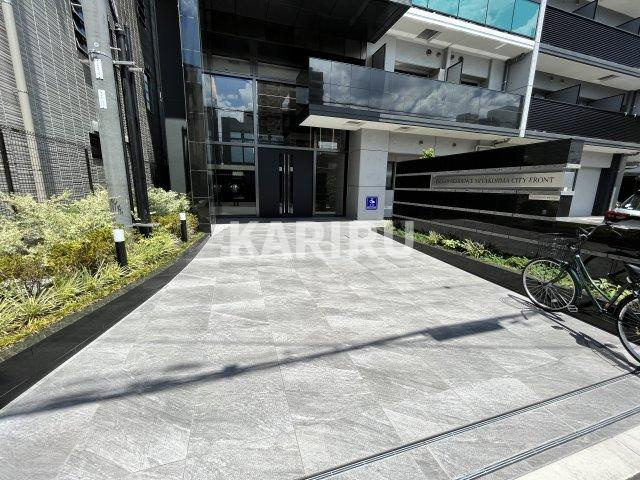 エスリードレジデンス都島シティフロントのエントランス