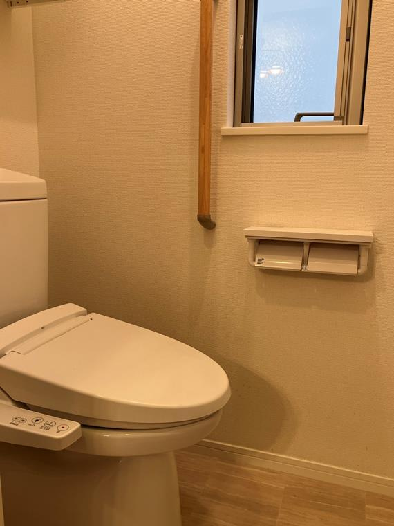 たちばな台戸建のトイレ