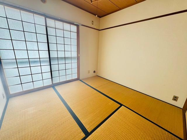 西新在家マンションの和室