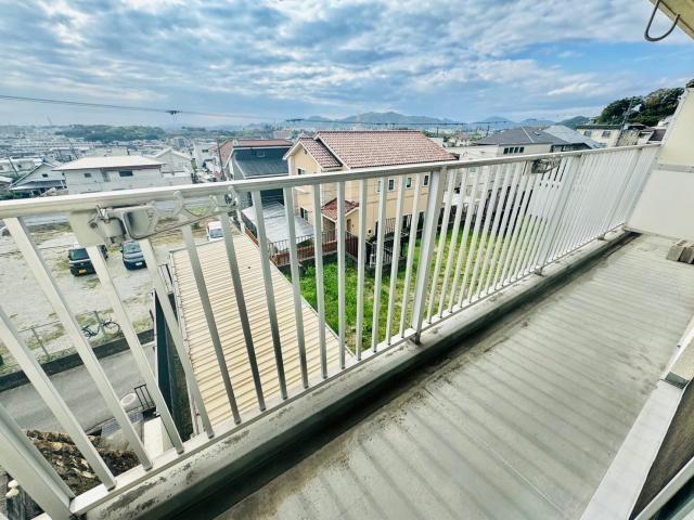 西新在家マンションのバルコニー