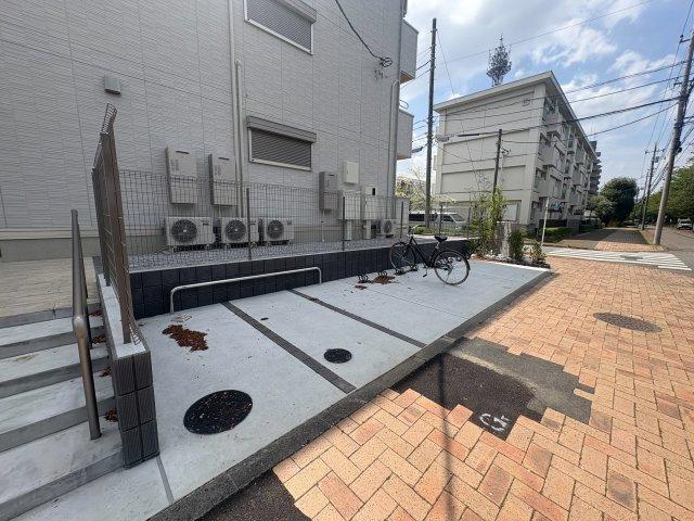 稲城市大丸のアパートのその他