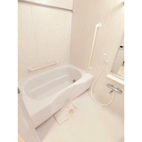 ピエス綱島の浴室|浴室乾燥機付き♪