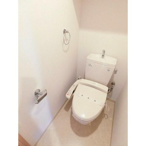 ピエス綱島のトイレ|個室温水洗浄便座トイレ♪