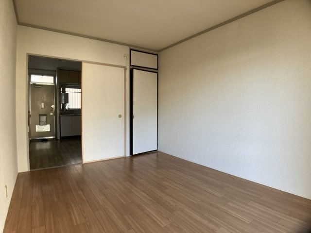 コーポ大野の洋室