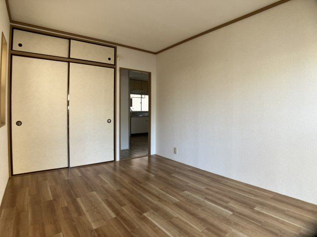 コーポ大野の洋室