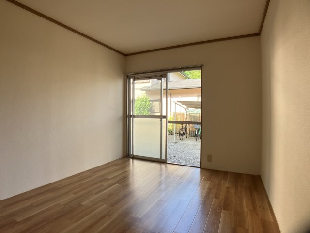 コーポ大野の洋室