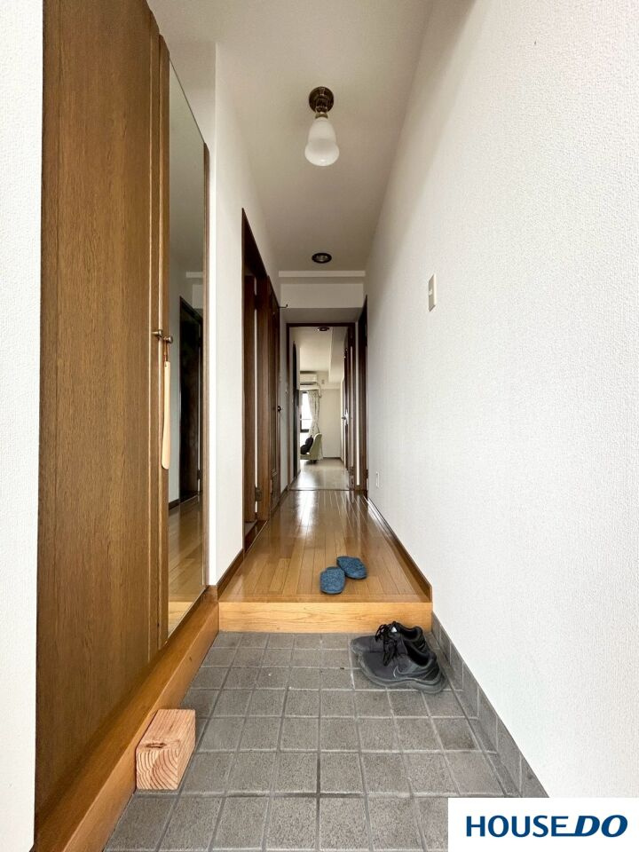 中古マンション　セントラルヒルズ桐生　の玄関|シンプルで使いやすい玄関です