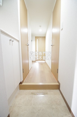 【玄関】 | アーバンフラッツ八王子みなみ野 | ゆったりとした玄関