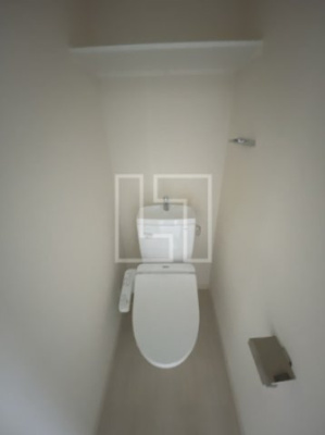 【トイレ】 | プレサンス心斎橋ソレイユ | プレサンス心斎橋ソレイユ　温水洗浄便座