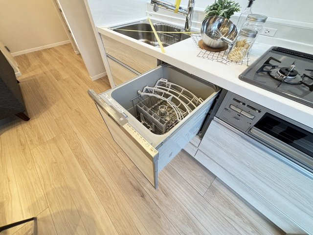 【その他】 | プリズンマンション | 今や必要アイテムの食洗機能付きのキッチン♪毎日使うものはこの中に入れたままで使用時に取り出すのが当たり前！！あればきっと役に立つ必要アイテムです！！
