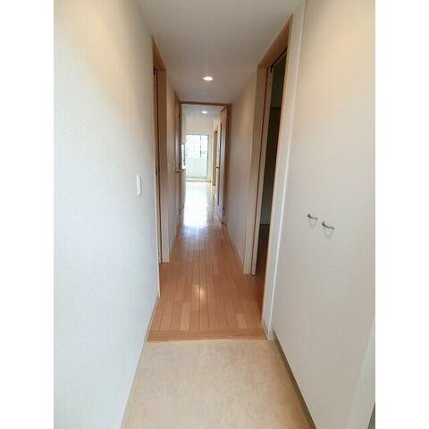 ピエス綱島の玄関|シューズボックス付き♪