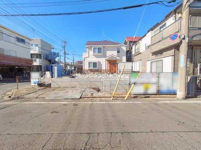 仲介手数料無料　リーブルガーデン所沢市榎町・新築全1棟の前面道路含む現地写真
