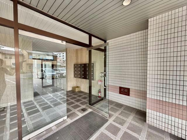 田寺グランドヒルズのエントランス