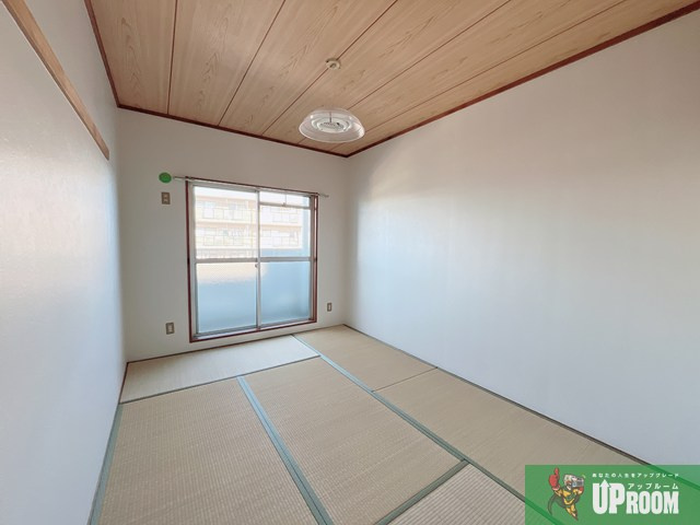 ハイツイヤサカの和室