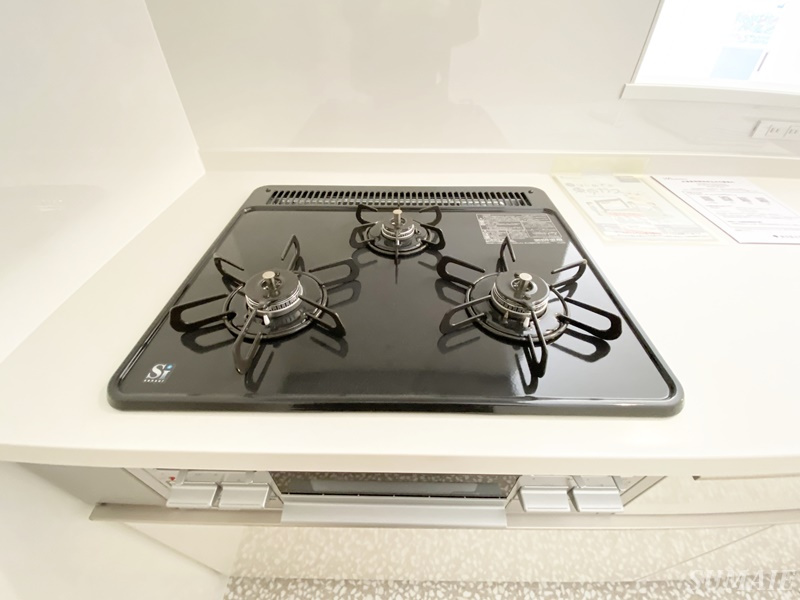 ステラメゾン田端のキッチン|3口コンロです☆