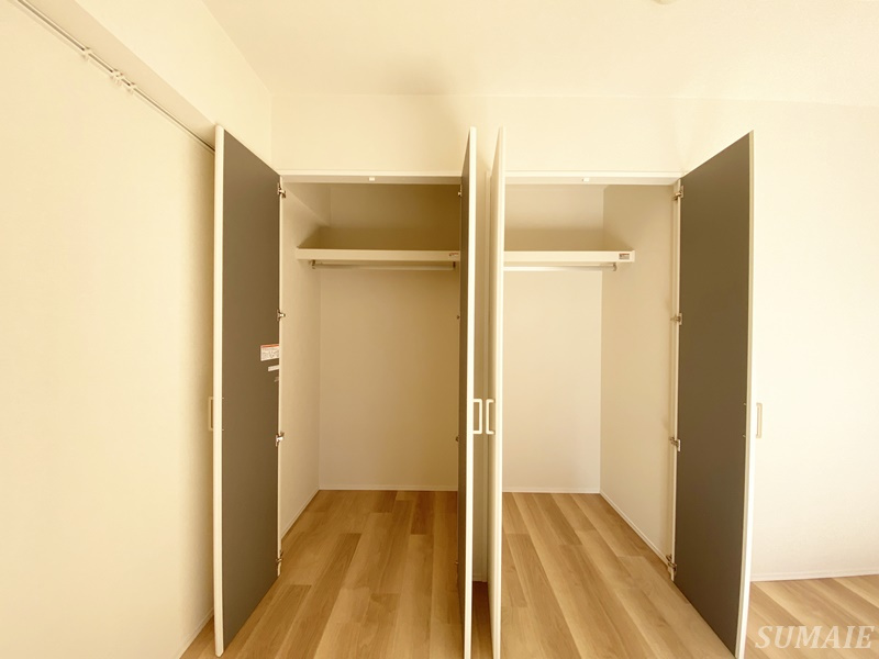 ステラメゾン田端の収納|洋室6帖のクローゼットです☆