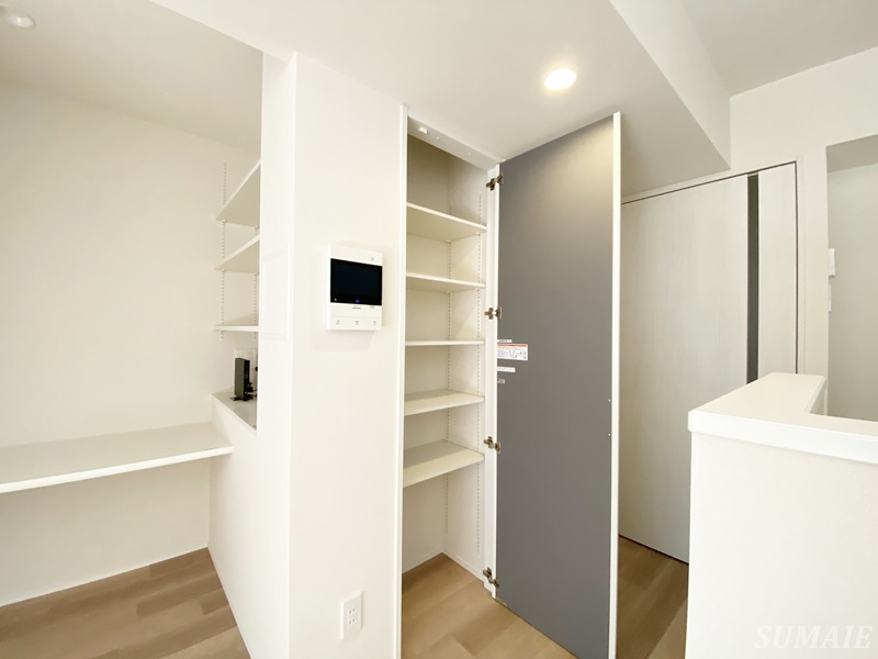 ステラメゾン田端の収納|リビングの収納です☆