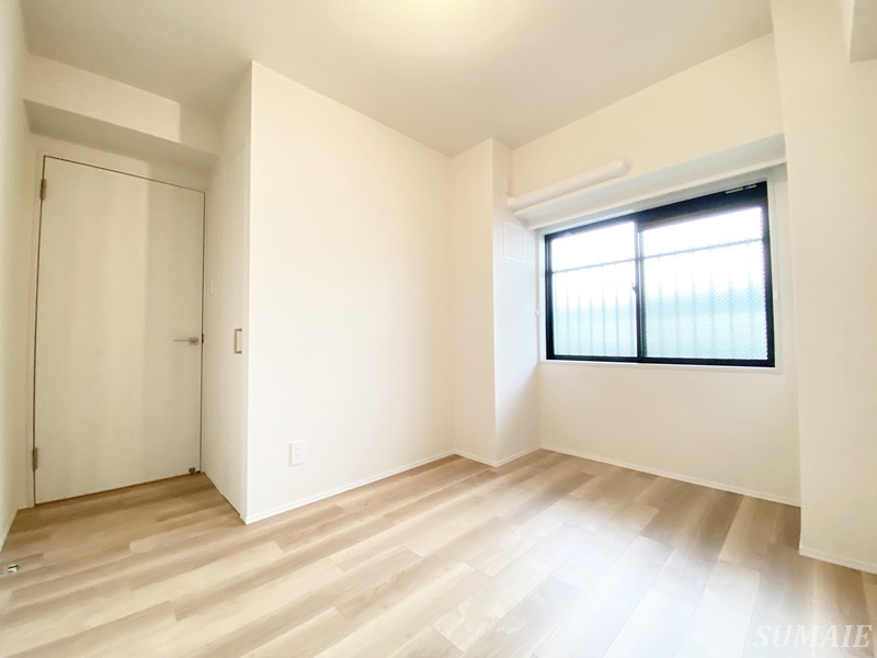 ステラメゾン田端の洋室|5.4帖の洋室です☆