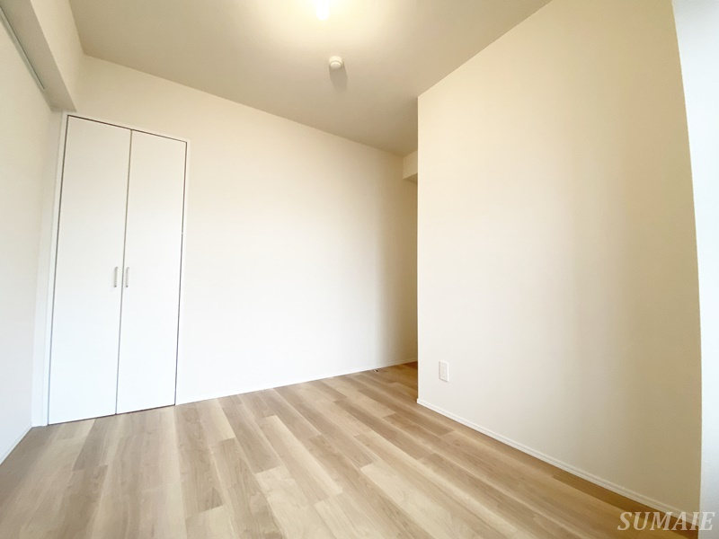 ステラメゾン田端の洋室|別角度から見た5.4帖の洋室です☆