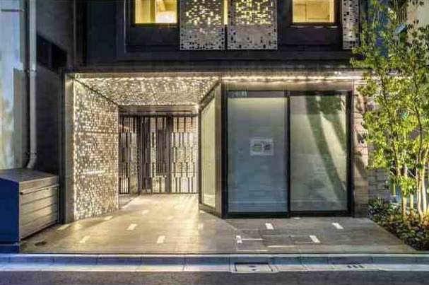 グランアセット秋葉原のエントランス