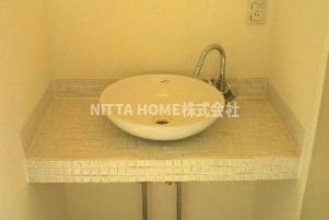 バウハウスⅡの洗面所|独立洗面台もありますよ★