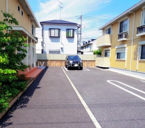 アーブル クロシェット　C棟の駐車場