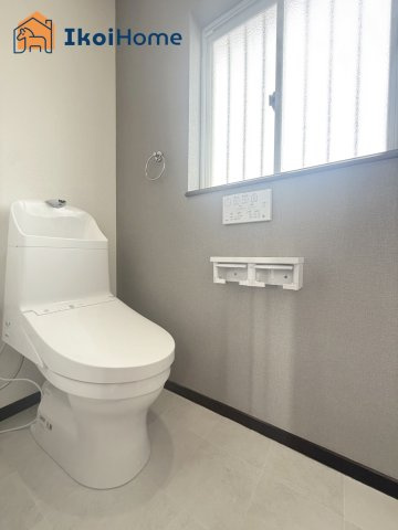 神戸市西区月が丘3丁目　中古戸建のトイレ|【ホームページに現地動画掲載中】●年中無休：当日予約可●トイレが2か所あるので夜中も楽ちん。