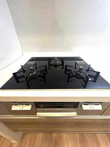 パークホームズ柏サンクのキッチン|3口ガスコンロ　※2026年1月の写真