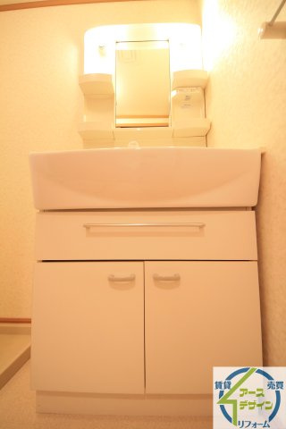 エルバフィオーレの独立洗面台