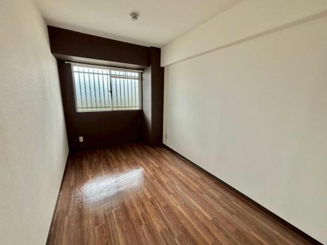 スカイハイツ田寺の洋室