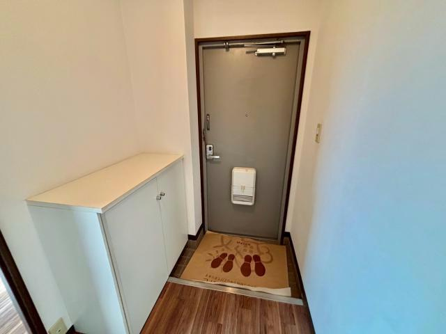 スカイハイツ田寺の玄関