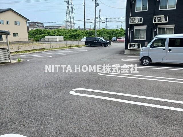 マーベラス野田Ⅰの駐車場|敷地内に駐車場も完備◎