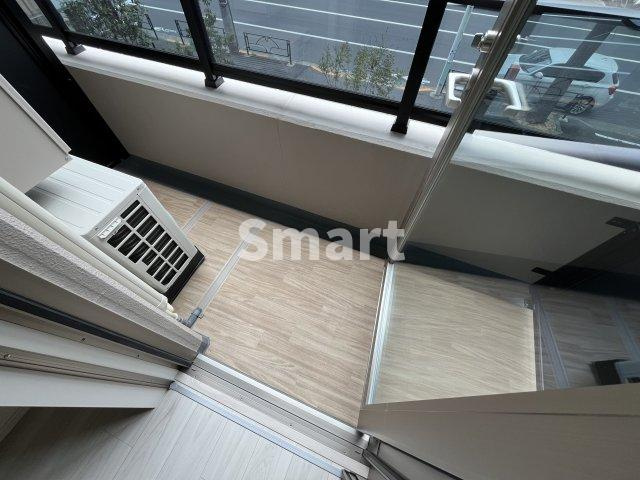 【バルコニー】 | Ａｕｇｕｓｔａ　Ｒｅｓｉｄｅｎｃｅ新中野