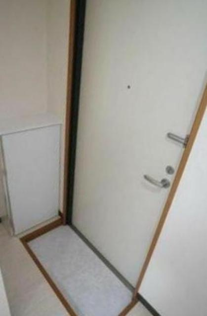 レイクサイド湯島の玄関|※別室参考写真です。