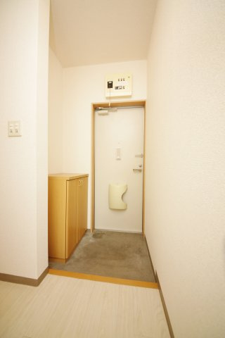 ビオラエイトの玄関
