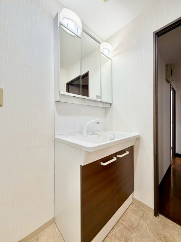 ユーハウス長久手の独立洗面台|洗面所