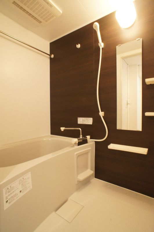 リブリ・Charmの浴室