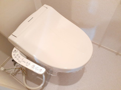 【トイレ】 | エクセレント・ヴィラ | ゆったりとした空間のトイレです