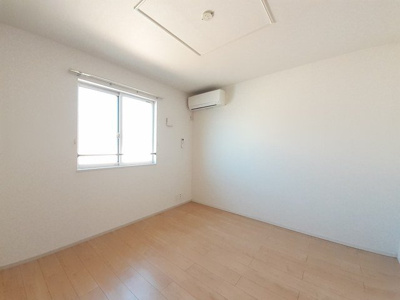 【内装】 | エクセレント・ヴィラ | 内装は落ち着いています