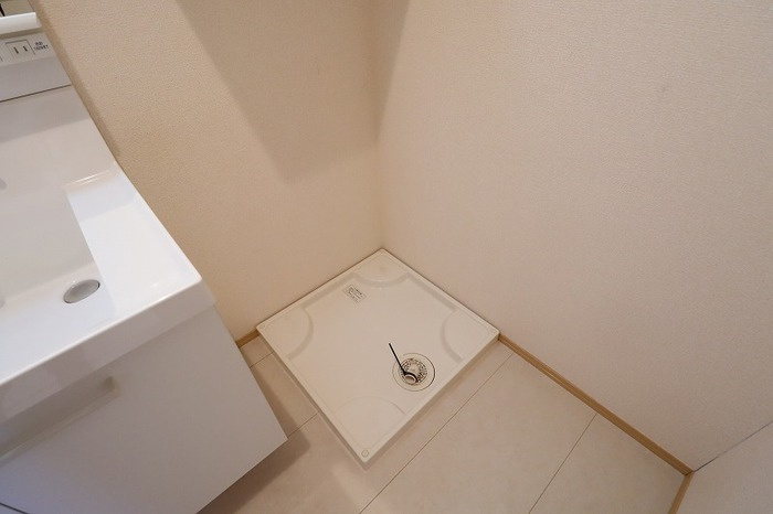 セレシェイラBの洗面所|洗濯機置き場です