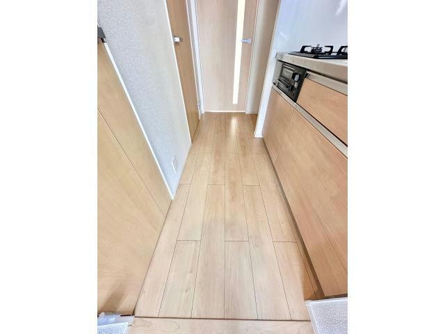 メゾンサンライズの玄関