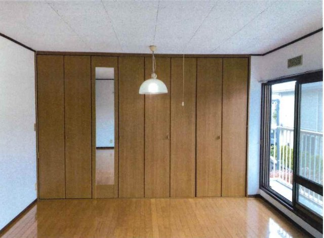 境南町５丁目貸家の洋室