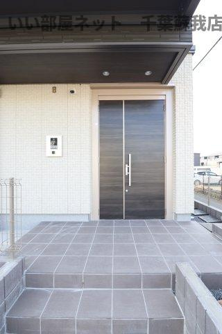ｐｅａｃｅ　ｇａｒｄｅｎのエントランス|ゆとりのあるエントランスです