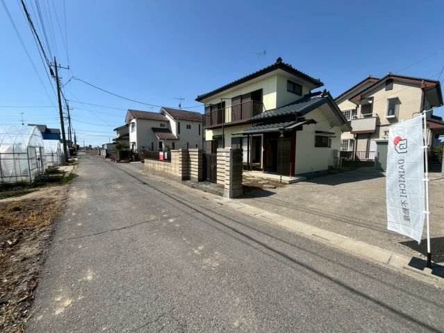 【前面道路含む現地写真】 | 加須市向古河　中古戸建