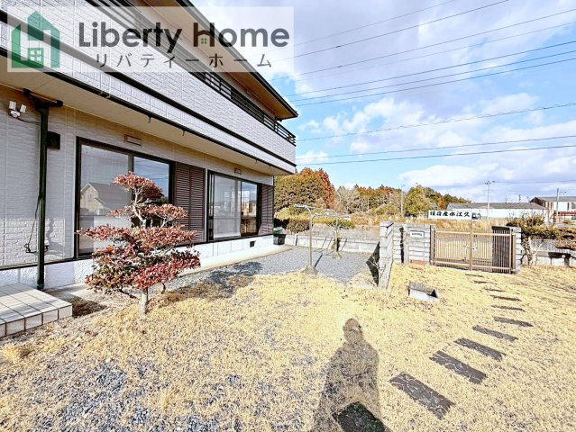 石岡市柿岡　中古戸建の庭