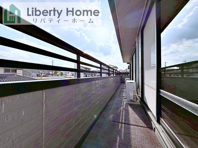 石岡市柿岡　中古戸建のバルコニー