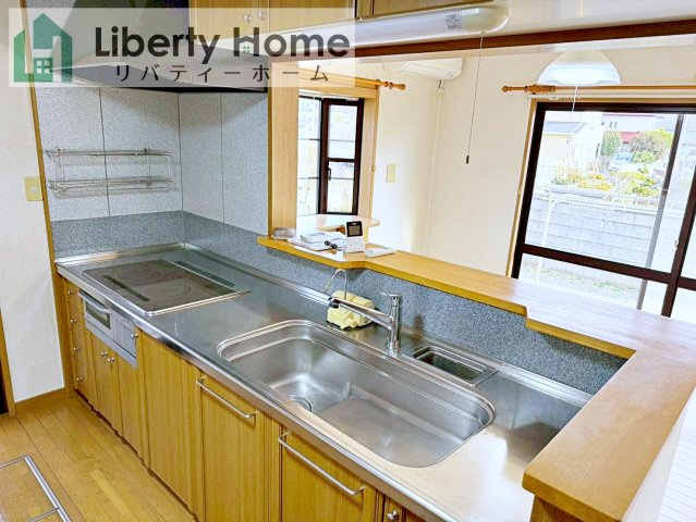 石岡市柿岡　中古戸建のキッチン