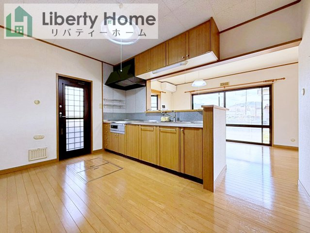 石岡市柿岡　中古戸建のキッチン